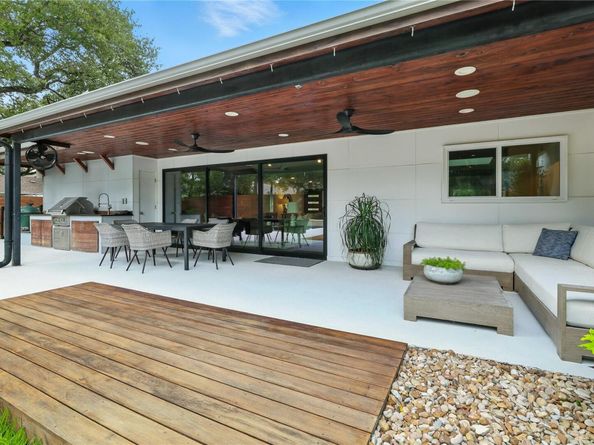 8612 Mesa Drive DR, Austin TX 78759