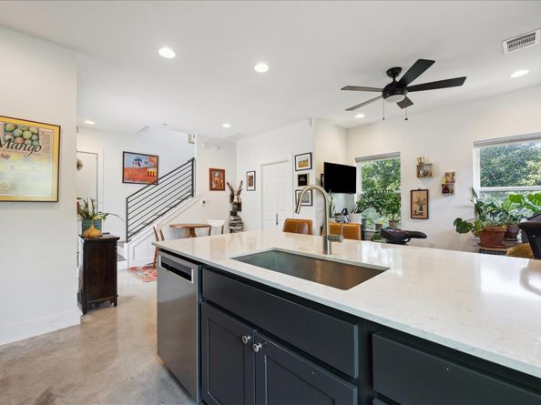 5006 Baker ST B, Austin TX 78721