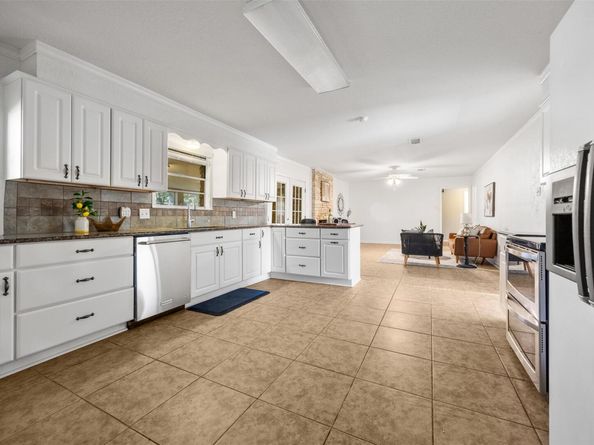 9504 Flintrock CIR, Austin TX 78737