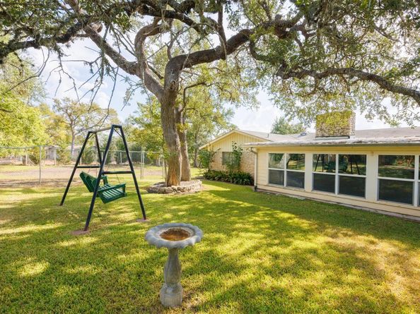 9504 Flintrock CIR, Austin TX 78737