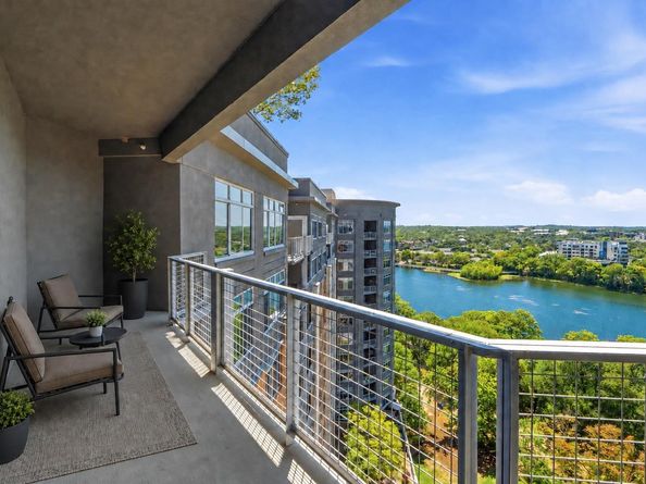 54 Rainey ST PH20, Austin TX 78701