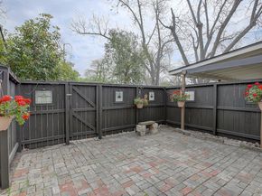 1806 S Main ST, Georgetown TX 78626