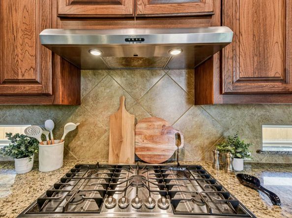 2509 Rusty SPUR, Leander TX 78641