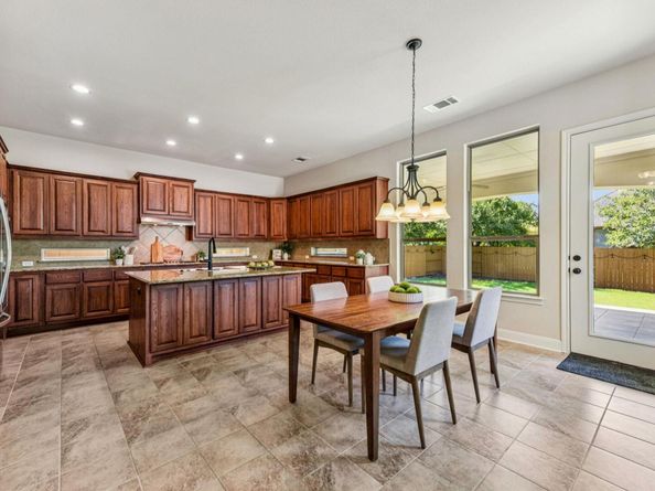 2509 Rusty SPUR, Leander TX 78641