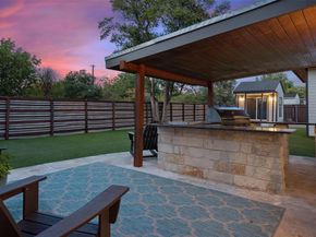 7517 Saint Louis ST, Austin TX 78757