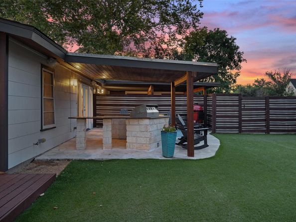 7517 Saint Louis ST, Austin TX 78757