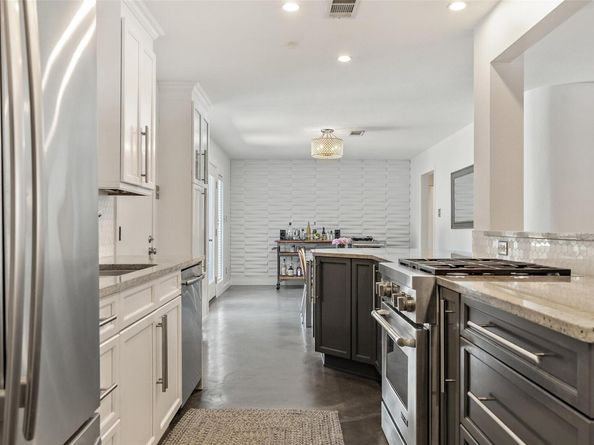 7517 Saint Louis ST, Austin TX 78757