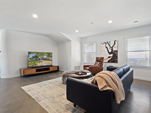7517 Saint Louis ST, Austin TX 78757
