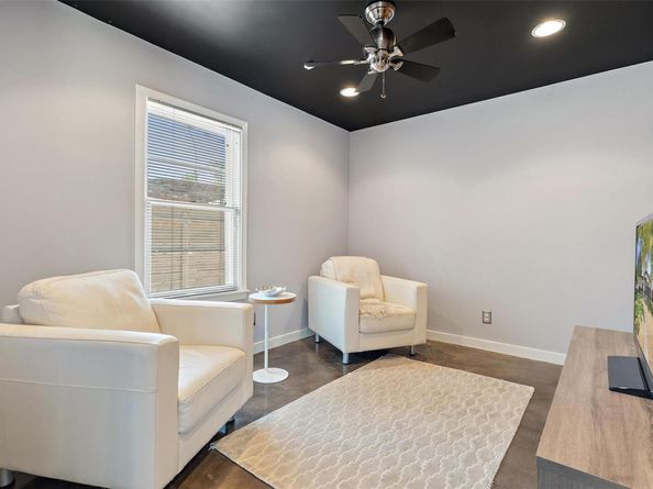 7517 Saint Louis ST, Austin TX 78757