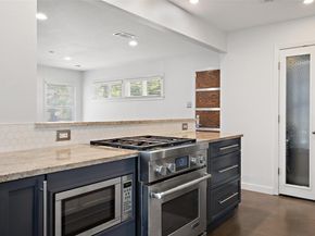 7517 Saint Louis ST, Austin TX 78757