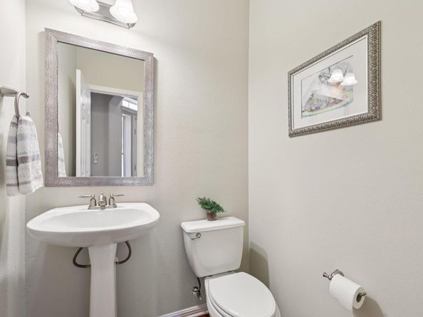 7901 Southwest PKWY 21, Austin TX 78735