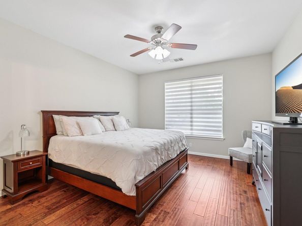 7901 Southwest PKWY 21, Austin TX 78735