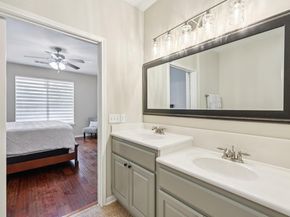 7901 Southwest PKWY 21, Austin TX 78735