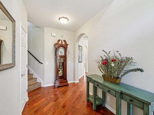 7901 Southwest PKWY 21, Austin TX 78735