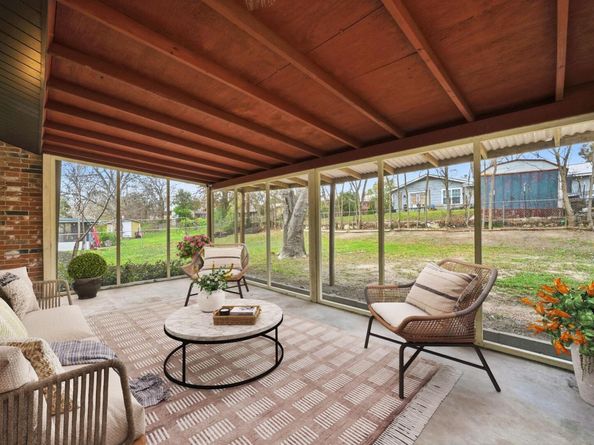 9504 Hansford DR, Austin TX 78753