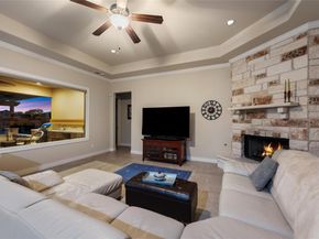 701 W Majestic Oak LN, Georgetown TX 78633