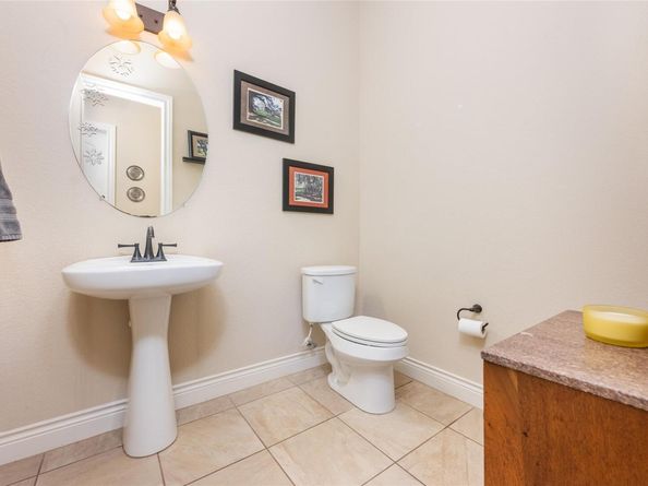 701 W Majestic Oak LN, Georgetown TX 78633