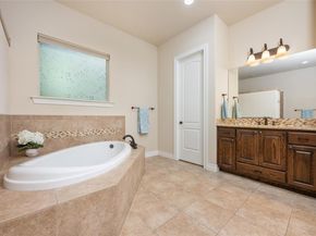 701 W Majestic Oak LN, Georgetown TX 78633