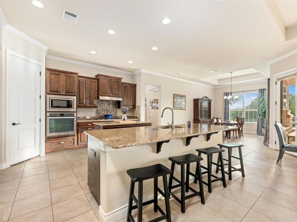 701 W Majestic Oak LN, Georgetown TX 78633