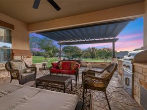 701 W Majestic Oak LN, Georgetown TX 78633