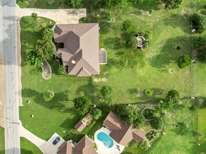 701 W Majestic Oak LN, Georgetown TX 78633