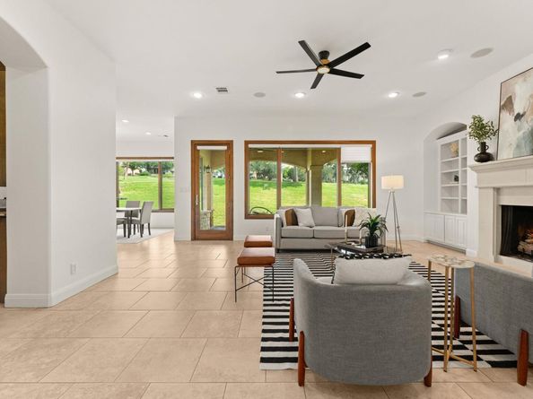 15 Borello DR, Austin TX 78738