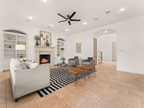 15 Borello DR, Austin TX 78738