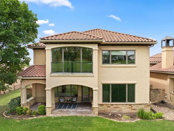 15 Borello DR, Austin TX 78738