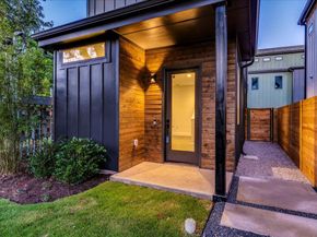 1713 E M Franklin Ave 2, Austin TX 78721