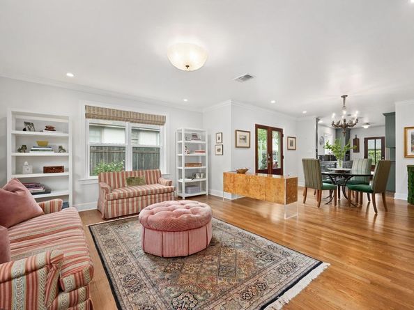 1908 W 37th ST, Austin TX 78731
