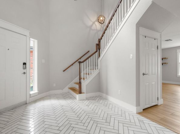 1132 Brecon LN, Austin TX 78748