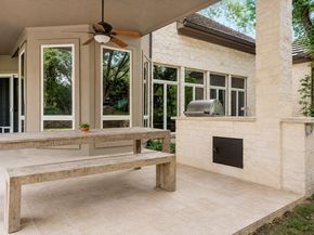 8616 Mendocino DR, Austin TX 78735