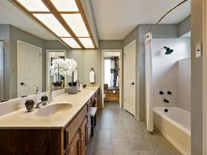 11105 Sierra Montana, Austin TX 78759