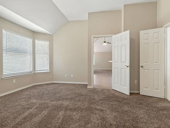 403 Thunderbay DR, Georgetown TX 78626