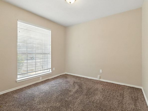 403 Thunderbay DR, Georgetown TX 78626