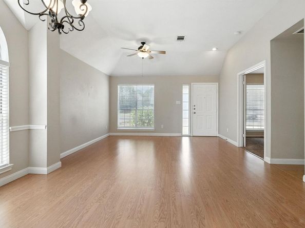 403 Thunderbay DR, Georgetown TX 78626