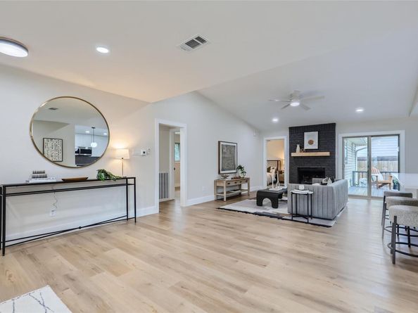 11601 Quarter Horse TRL, Austin TX 78750