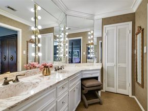 2200 Cerca Viejo Way, Austin TX 78746