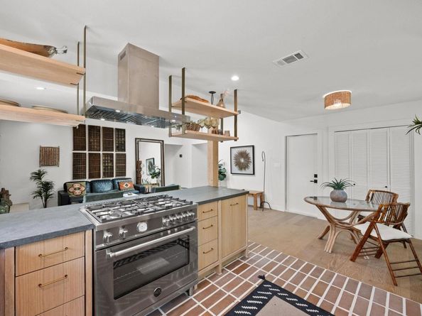 1400 Cripple Creek DR, Austin TX 78758