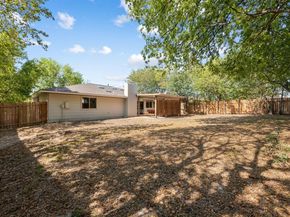 1400 Cripple Creek DR, Austin TX 78758