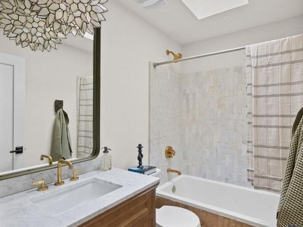 1400 Cripple Creek DR, Austin TX 78758