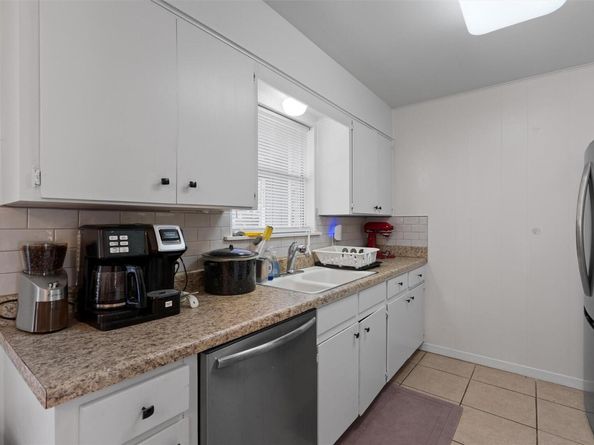 8204 Easter CV, Austin TX 78757