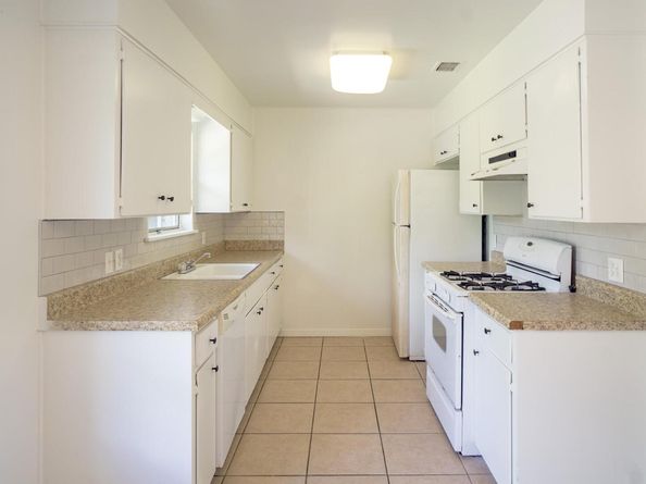 8204 Easter CV, Austin TX 78757