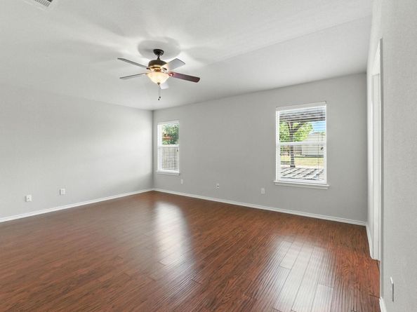 2840 Hearthsong LOOP, Round Rock TX 78665