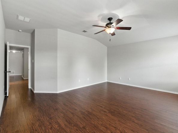 2840 Hearthsong LOOP, Round Rock TX 78665
