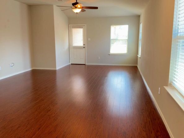 2840 Hearthsong LOOP, Round Rock TX 78665
