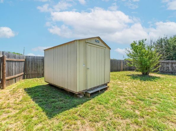 2840 Hearthsong LOOP, Round Rock TX 78665