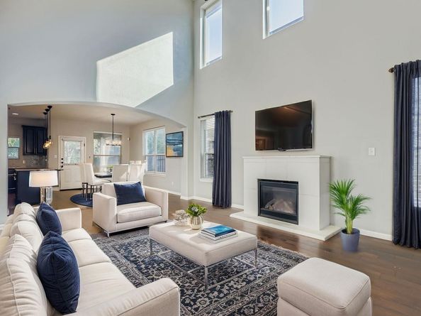 1401 Little Elm TRL 209, Cedar Park TX 78613