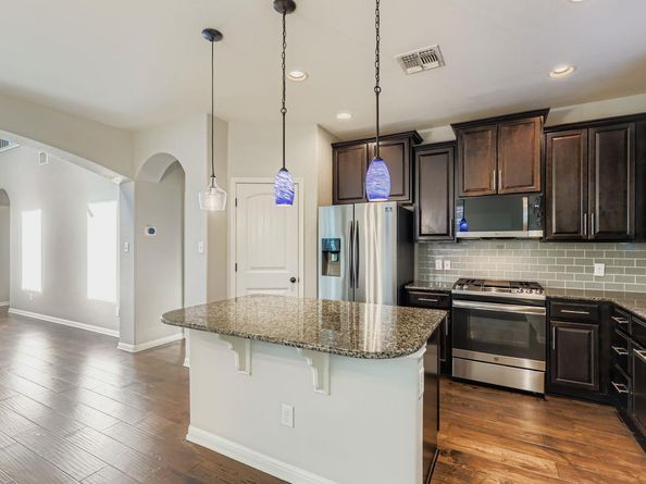 1401 Little Elm TRL 209, Cedar Park TX 78613