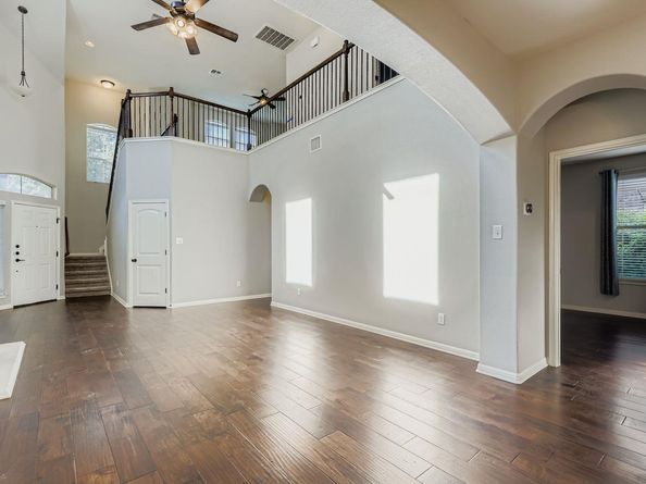 1401 Little Elm TRL 209, Cedar Park TX 78613